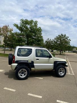  3  Suzuki Jimny 2000 , 800000 , 