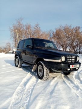  3    2010 , 900000 , 