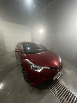 SUV   Toyota C-HR 2017 , 2300000 , 