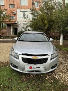  Chevrolet Cruze 2010 , 600000 , 