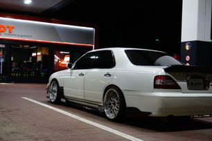  Nissan Gloria 1997 , 1350000 , 