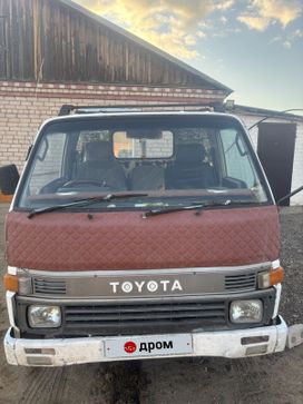   Toyota Hiace 1993 , 600000 , 