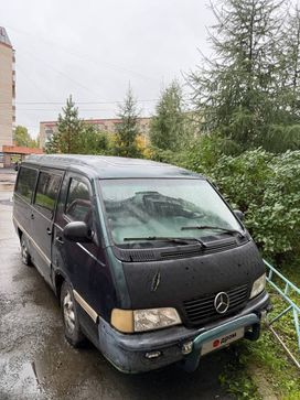    SsangYong Istana 1999 , 220000 , 