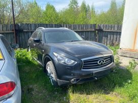 SUV   Infiniti FX30d 2013 , 1700000 ,  