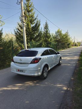  3  Opel Astra GTC 2010 , 450000 , 