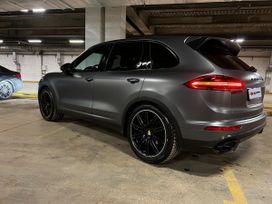 SUV   Porsche Cayenne 2015 , 5690000 , 