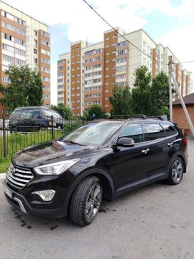 SUV   Hyundai Grand Santa Fe 2015 , 2200000 , 