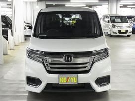    Honda Stepwgn 2017 , 1830000 , 