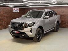  Navara, 2024