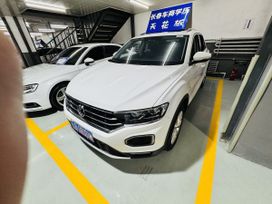 SUV   Volkswagen T-Roc 2022 , 1500000 , 