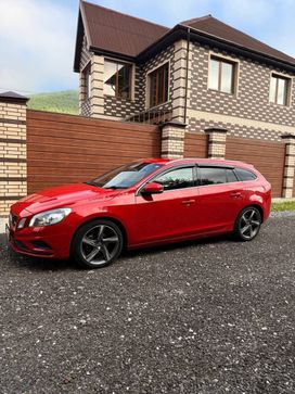  Volvo V60 2012 , 1390000 , 
