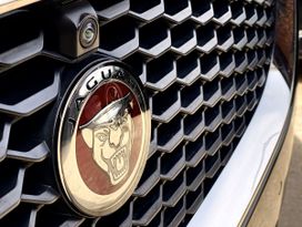 SUV   Jaguar E-Pace 2019 , 2999000 , 