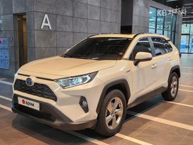 SUV   Toyota RAV4 2021 , 3300000 , 