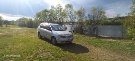  Toyota Ipsum 1989 , 425000 , 