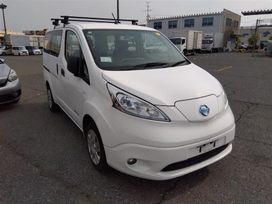    Nissan e-NV200 2015 , 850000 , 