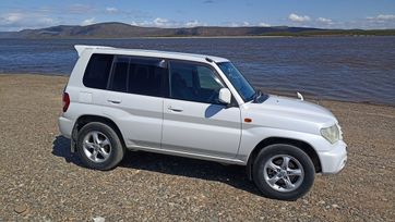 SUV   Mitsubishi Pajero iO 2000 , 500000 , --