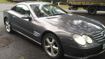   Mercedes-Benz SL-Class 2004 , 2500000 , 