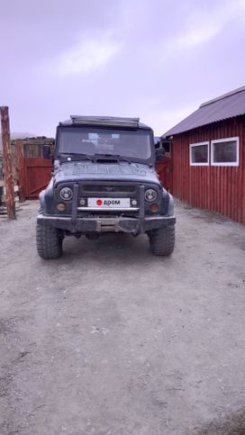 SUV    3151 2004 , 400000 , 