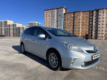  Prius Alpha, 2012