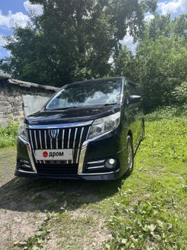    Toyota Esquire 2015 , 2100000 , 