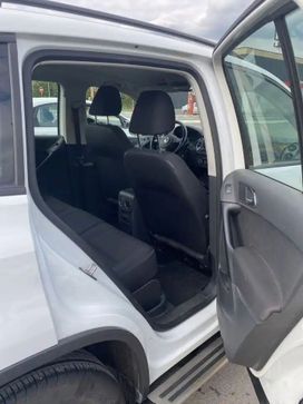 SUV   Volkswagen Tiguan 2014 , 1400000 , 