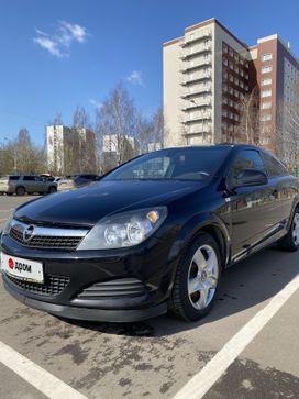  3  Opel Astra GTC 2011 , 490000 , 
