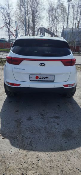 SUV   Kia Sportage 2017 , 2100000 , 