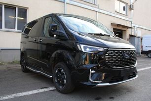    Ford Tourneo 2025 , 6490000 , 