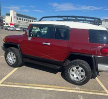 SUV   Toyota FJ Cruiser 2008 , 3290000 , 