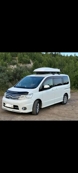    Nissan Serena 2009 , 1200000 , 
