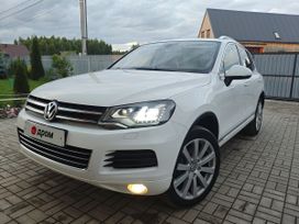 SUV   Volkswagen Touareg 2013 , 2390000 , 