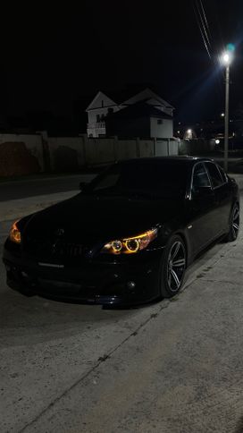  BMW 5-Series 2004 , 950000 , 