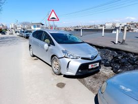    Toyota Prius Alpha 2016 , 800000 , 
