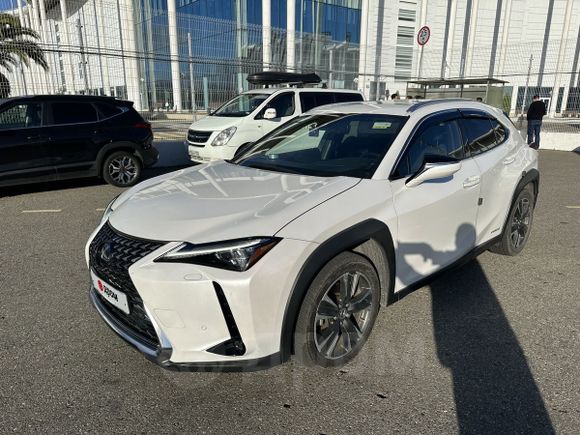 SUV   Lexus UX250h 2019 , 3950000 , 