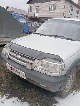 SUV   Chevrolet Niva 2003 , 280000 , 