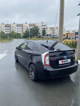  Toyota Prius 2014 , 1300000 , -