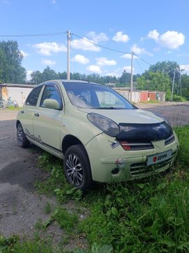  Nissan March 2002 , 350000 , 