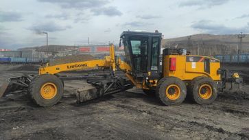  LiuGong CLG 425 2022 , 9000000 , 