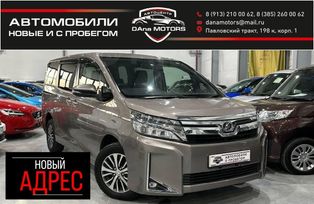   Toyota Voxy 2018 , 2177000 , 