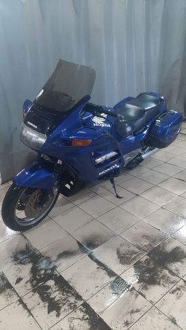 -  Honda ST 1100 1994 , 380000 , 