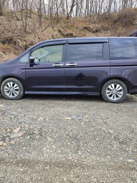    Honda Stepwgn 2014 , 1690000 , --