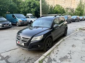 SUV   Volkswagen Tiguan 2010 , 860000 , 
