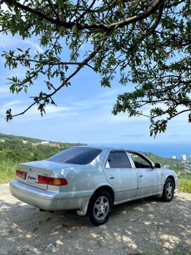  Toyota Camry Gracia 2001 , 700000 , 