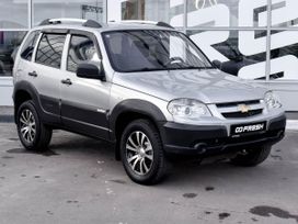 SUV   Chevrolet Niva 2014 , 740000 , 