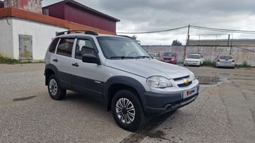 SUV   Chevrolet Niva 2012 , 570000 , 