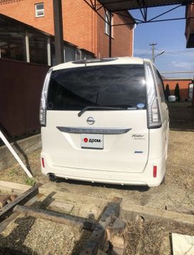    Nissan Serena 2014 , 750000 , 