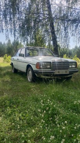  Mercedes-Benz W123 1982 , 180000 , 