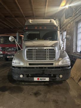   Freightliner Columbia 2000 , 2000000 , 