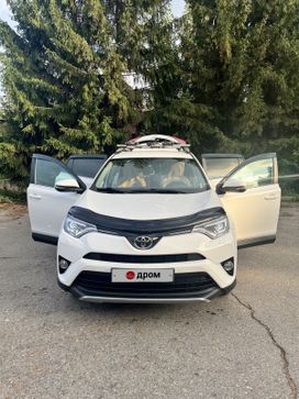 SUV   Toyota RAV4 2018 , 2800000 , 