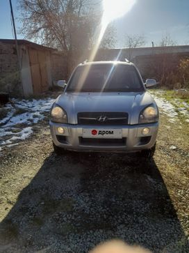 SUV   Hyundai Tucson 2006 , 900000 ,  